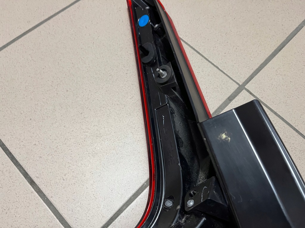 фото №11, Volvo v60 v-60 ii 2 18- led лампа задня задня права