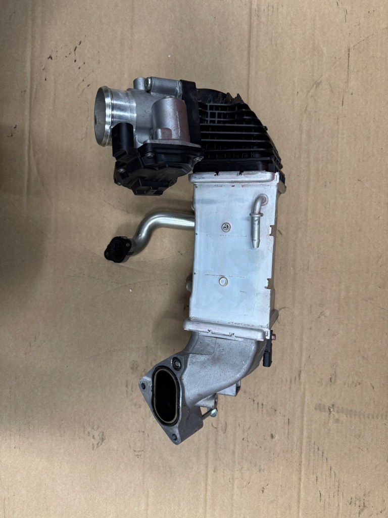 Купить Интеркулер ford focus mk4 s-max mk2 2.0 ecoblue hg9q-6c896-ac