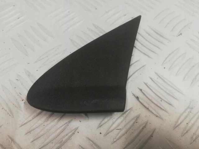 фото №1, Ford ka plus + трикутник крила перед лівий