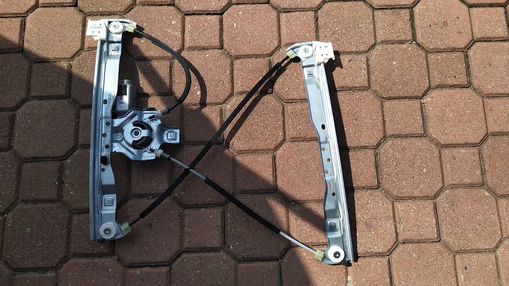 фото №1, Citroen ds3 2010- підйомник скло двері праве