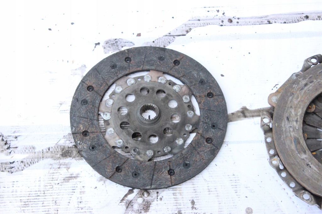 фото №8, Volvo s40 ii v50 1.8 b сцепление диск прижим колесо двухмассовый комплект