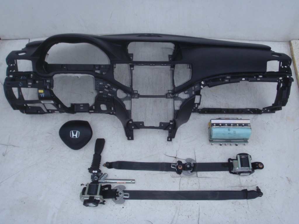 фото №1, Honda accord viii 8 панель приладів консоль панель приладів pulpit подушка безпеки ремені pas натягувач