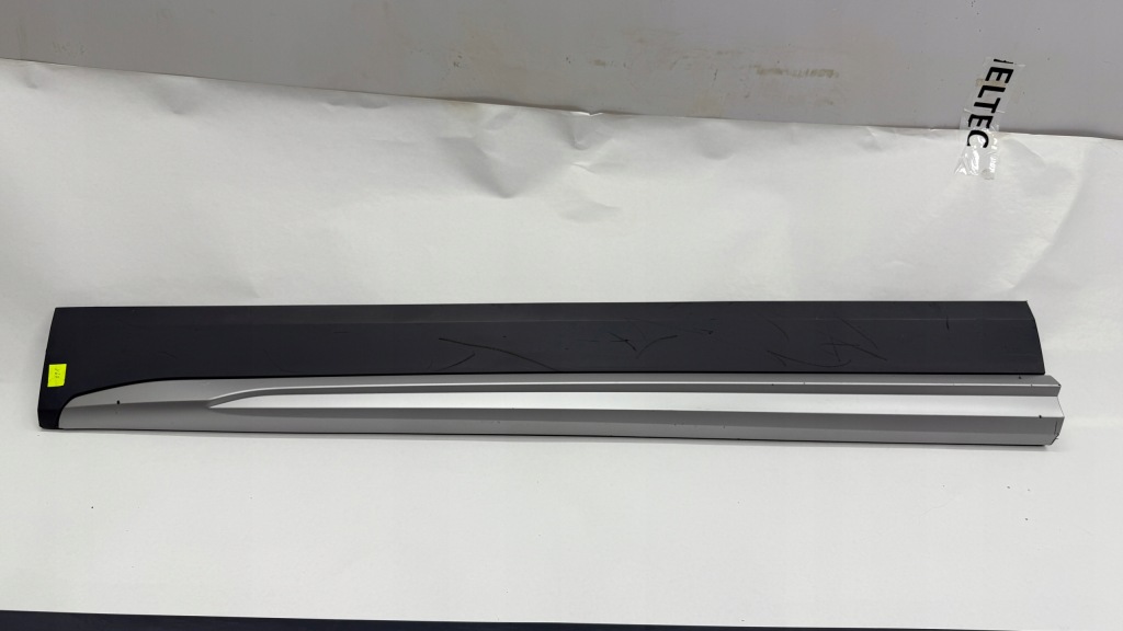 Купити Audi q5 ii 80a молдинг двері передня ліва 80a853959g