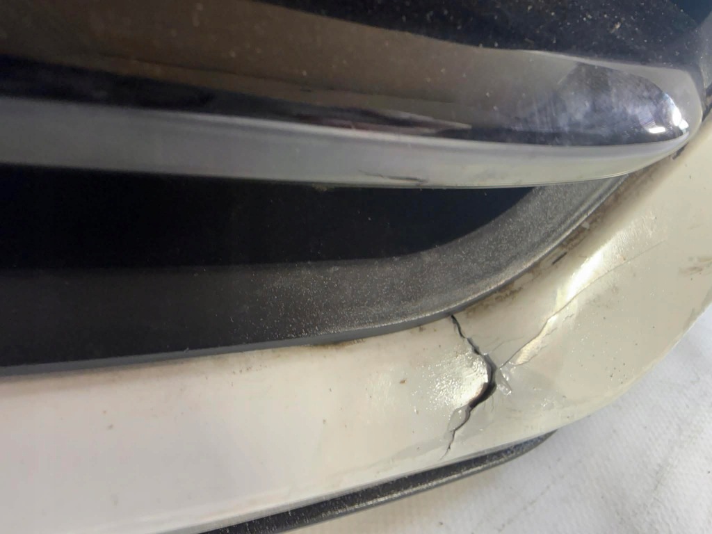 Audi q5 8r рестайлінг  бампер перед передній pdc,sprysk ly9c 2012-2016 8r0807437ah Недорого