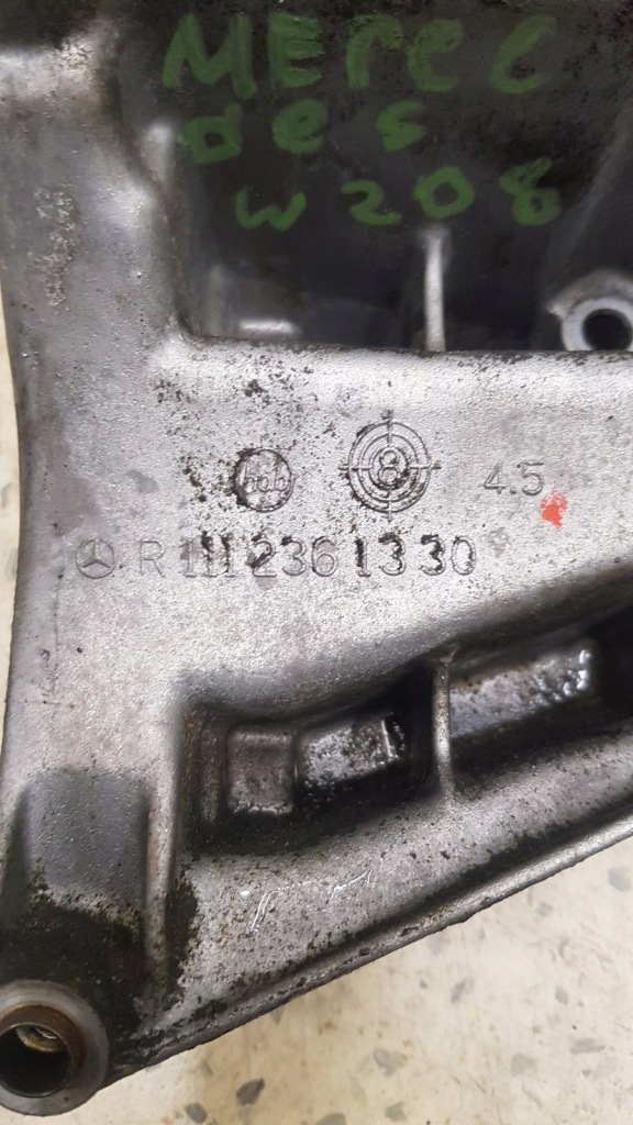 Кронштейн кронштейн кондиціонера mercedes w208 2.0 16v Доставка