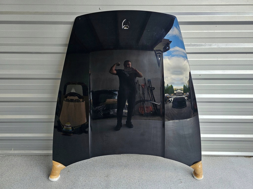 фото №1, Porsche taycan 9j1 капот ładna