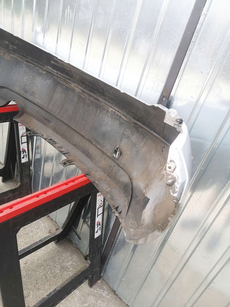 фото №15, Бампер задний citroen c3 i hb vtr цвет ezrc lata 2002-2006