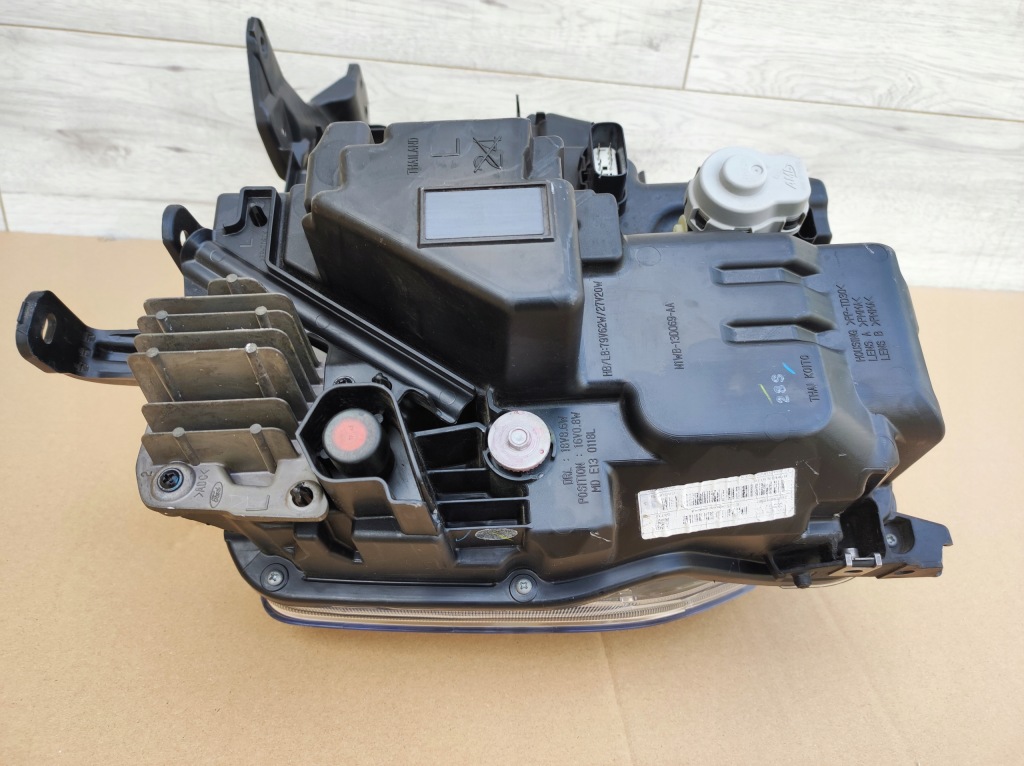 Фара перед левая ford ranger vi raptor performance led n1wb-13e017-af 22 - с Разборки