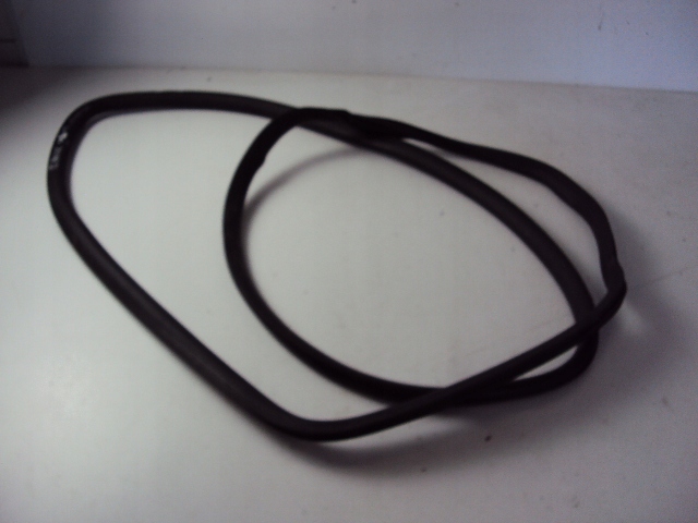 фото №2, Прокладка двері правий bok vw t6 caravelle 17 r