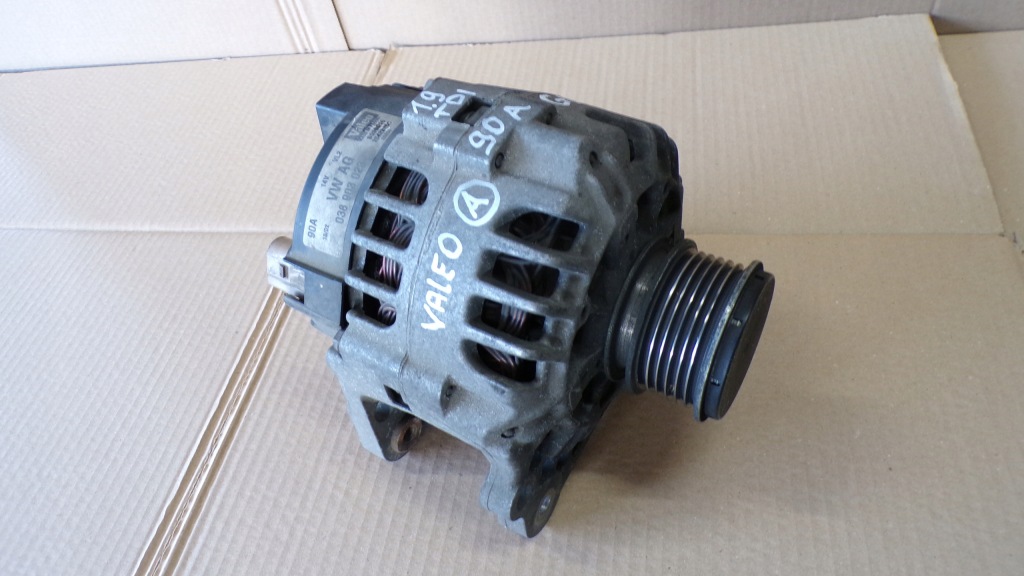 Купить Golf iv генератор 90a 038903023