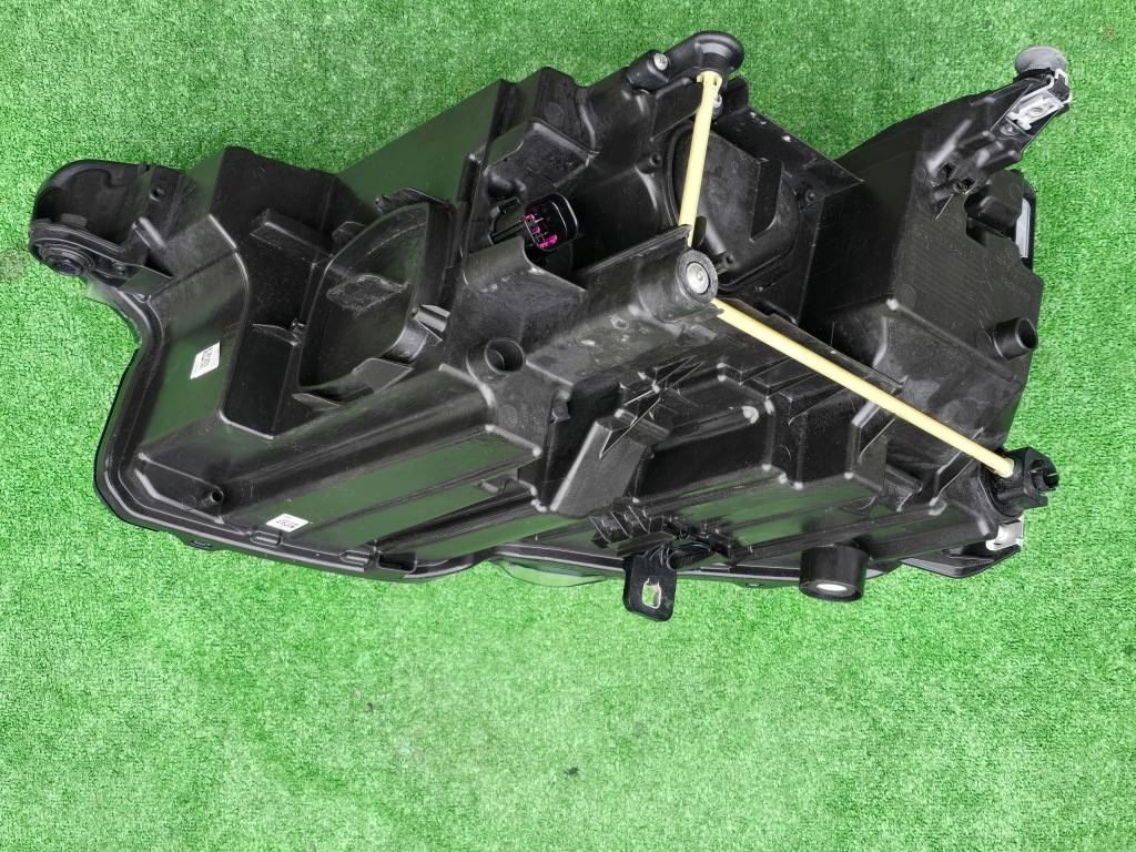 фото №4, Audi q4 e-tron full led лампа передня