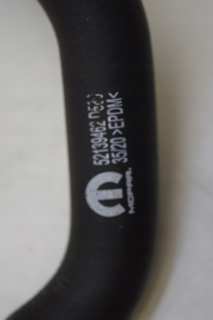 Fiat 500e 500 e 2 труба пабтрубок  шланг радиатора 52139462 Оригинал