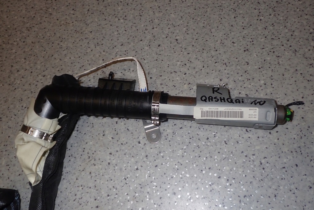 фото №3, Nissan qashqai 07-10 шторка безопасности правая