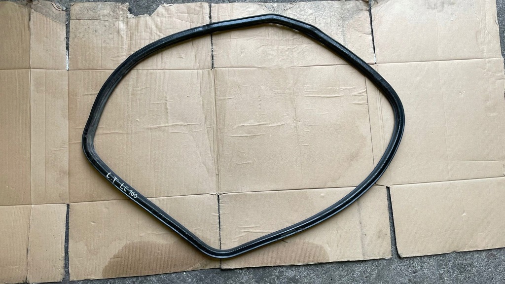 фото №1, Прокладка дверь левый задняя левая задняя toyota land cruiser 100