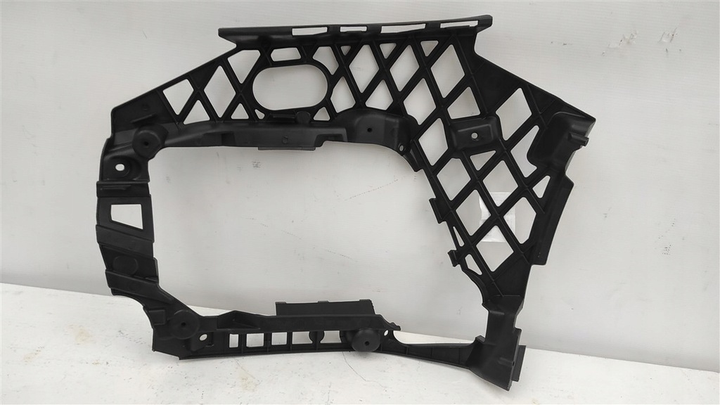 фото №7, Направляющая бампер правый перед vw passat b8 3g0807178e