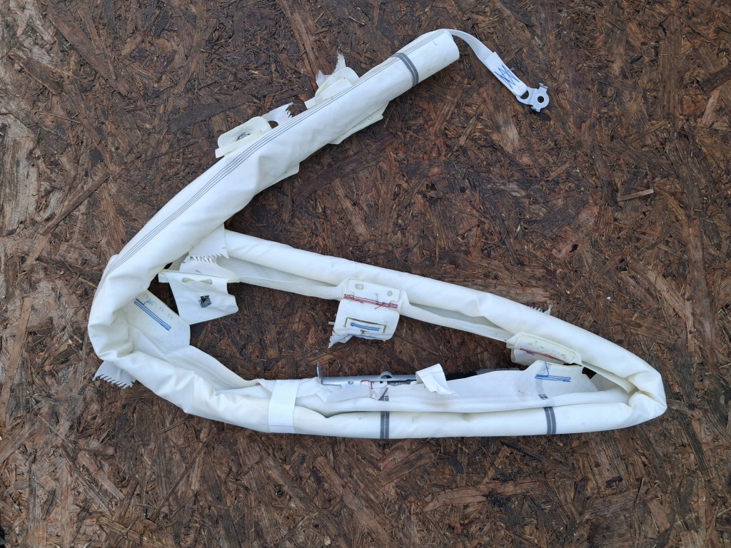 Купити Шторка безпеки подушка ліва renault arkana 985p15749r