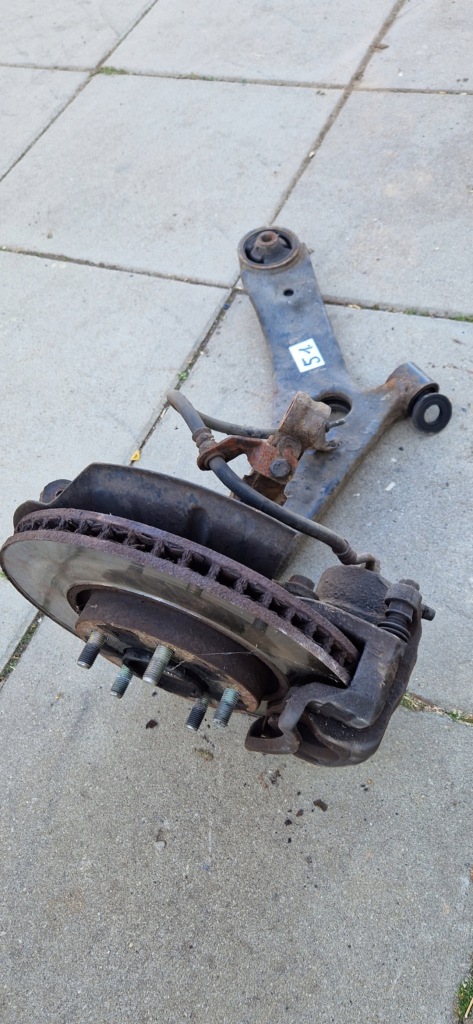 фото №6, Поворотный кулак правый перед - kia sportage iii 1.7 crdi fwd