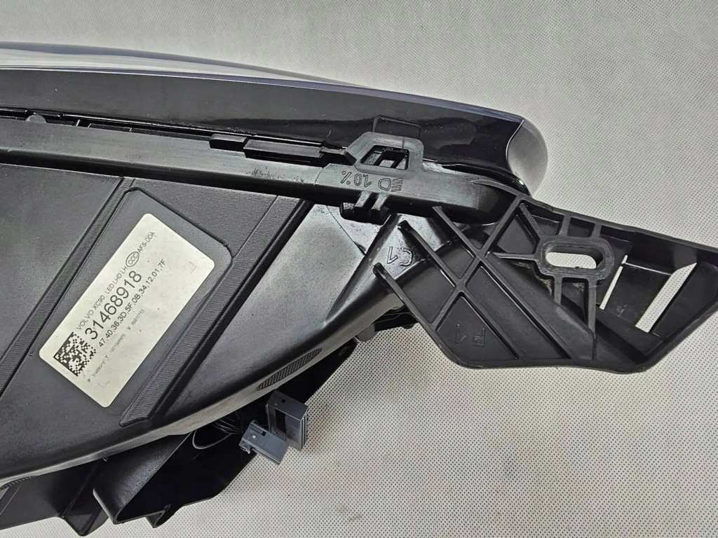 Купить Volvo xc90 2 фара перед передняя левая full led active high beam 31468918