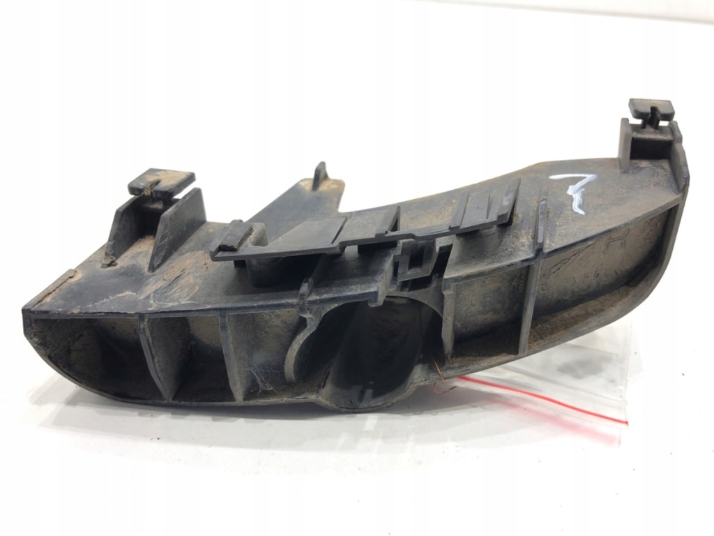 фото №1, Напрямна бампера правий задня lexus ct хетчбек кронштейн