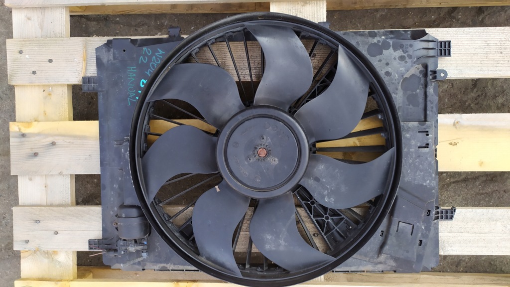 фото №1, Mercedes c klasa w204 вентилятор радиатора механическая коробка передач