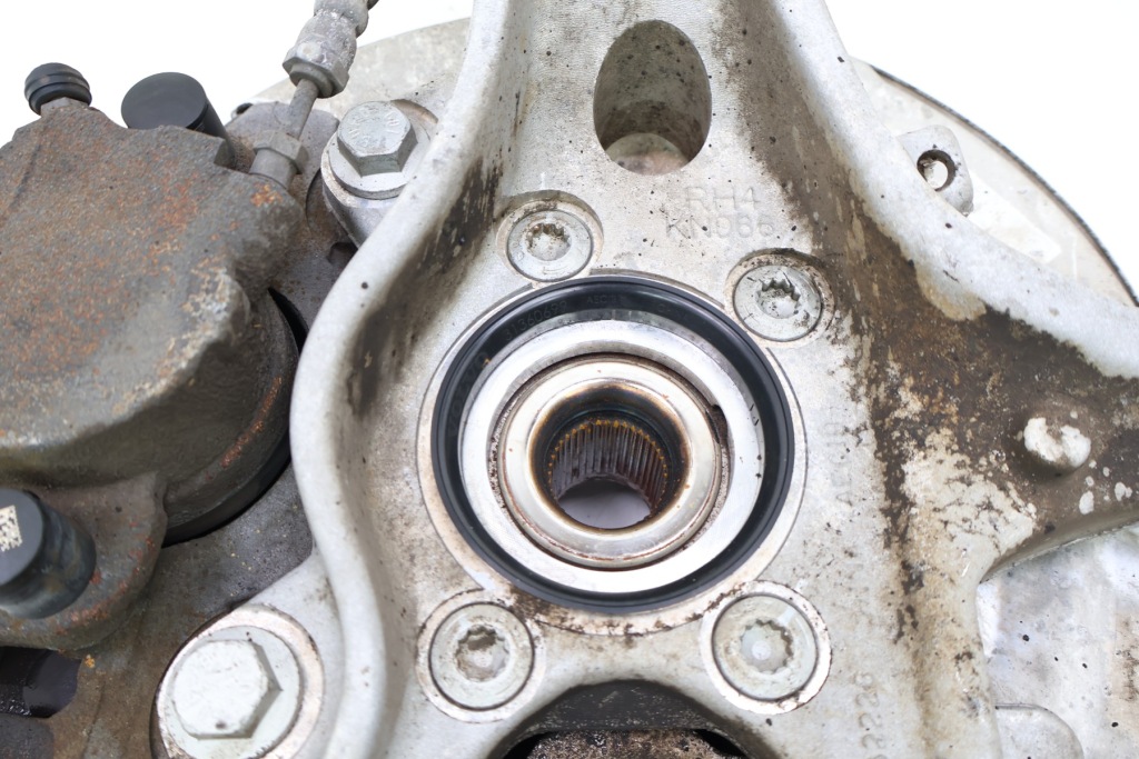 фото №11, Volvo v90 ii 2.0 d4 ступица поворотный кулак правая перед 31682228, 31362688