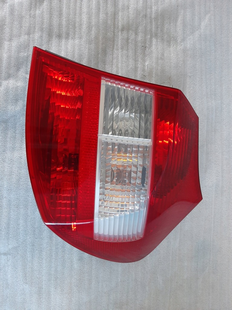фото №1, Лампа задняя правая bmw e87 kpl.