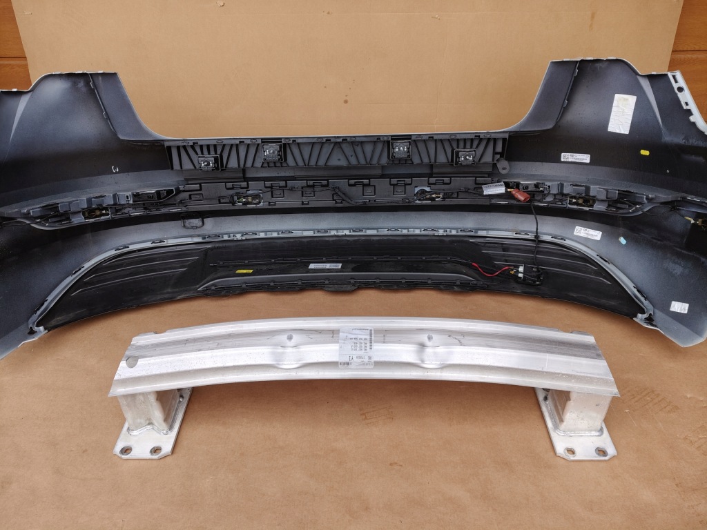 Audi e-tron 55 бампер задній 6xpdc +балка lz1w Недорого