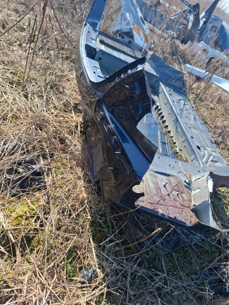 Купить Mercedes w213 седан поддон ремень задний стена 2.0 cdi идеальная cwiaratka задний