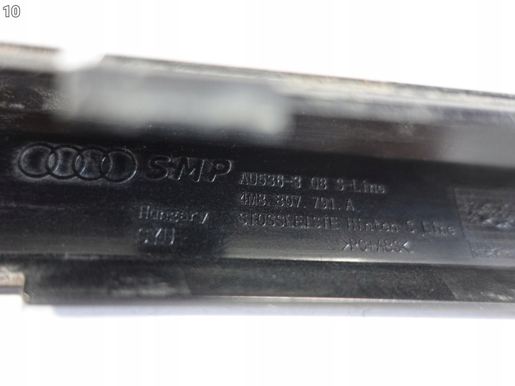 фото №11, Audi q8 4m8 s-line 18- молдинг спойлер w бампер задня