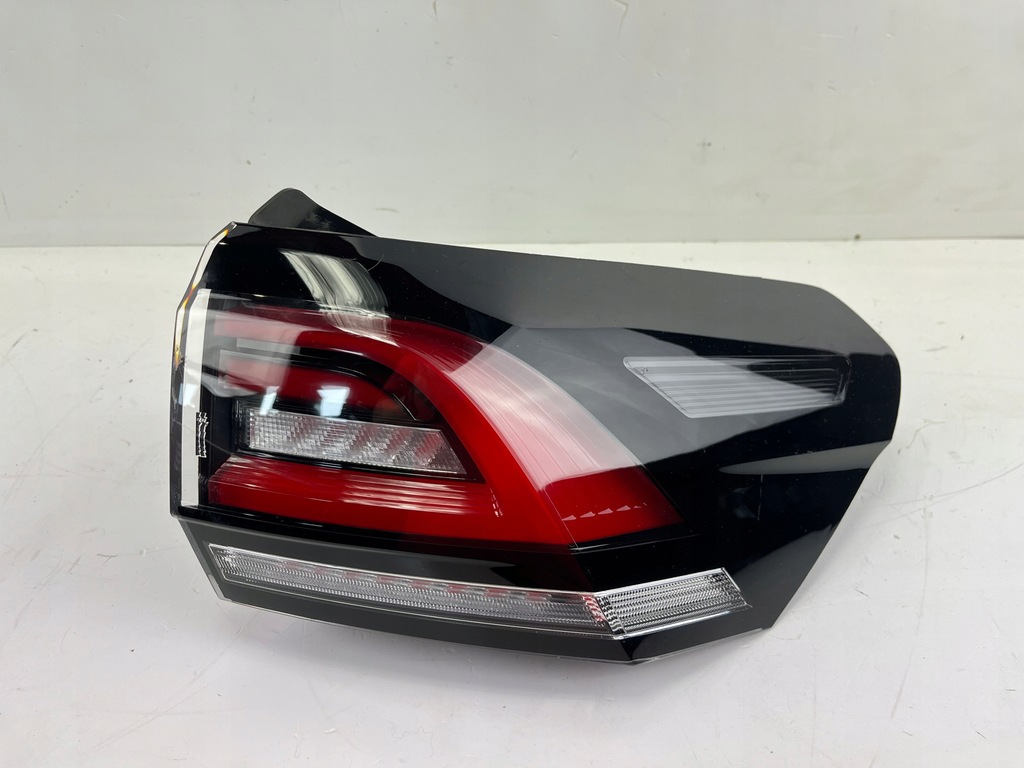 фото №1, Лампа права задня led taigo 2g7 2g7945096