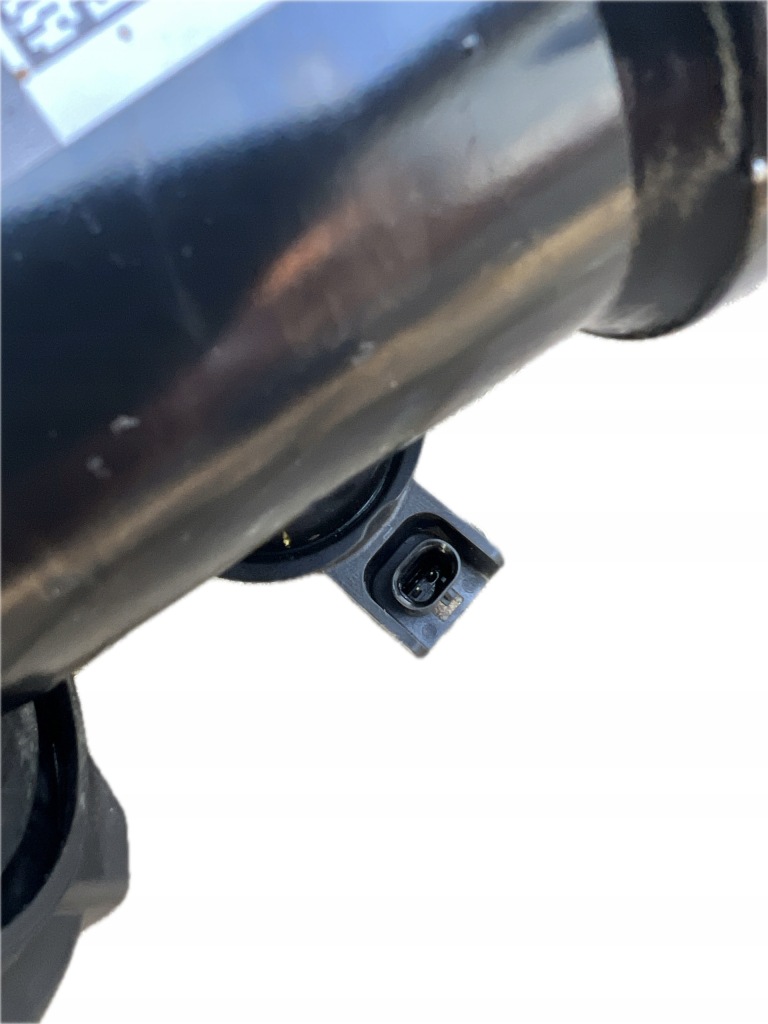 Оригинальный номер bmw 7 g70 амортизатор пневматический перед передний правая  6892592 5a68794 Доставка