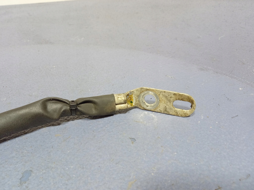 фото №7, Mercedes gls x167 шланг заземляющий аккумулятор масса a1675404101