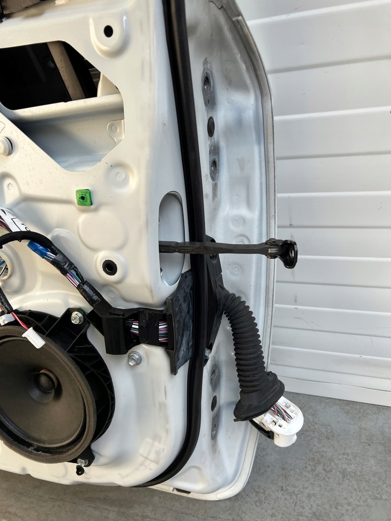 фото №7, Двері лівий перед toyota corolla e21