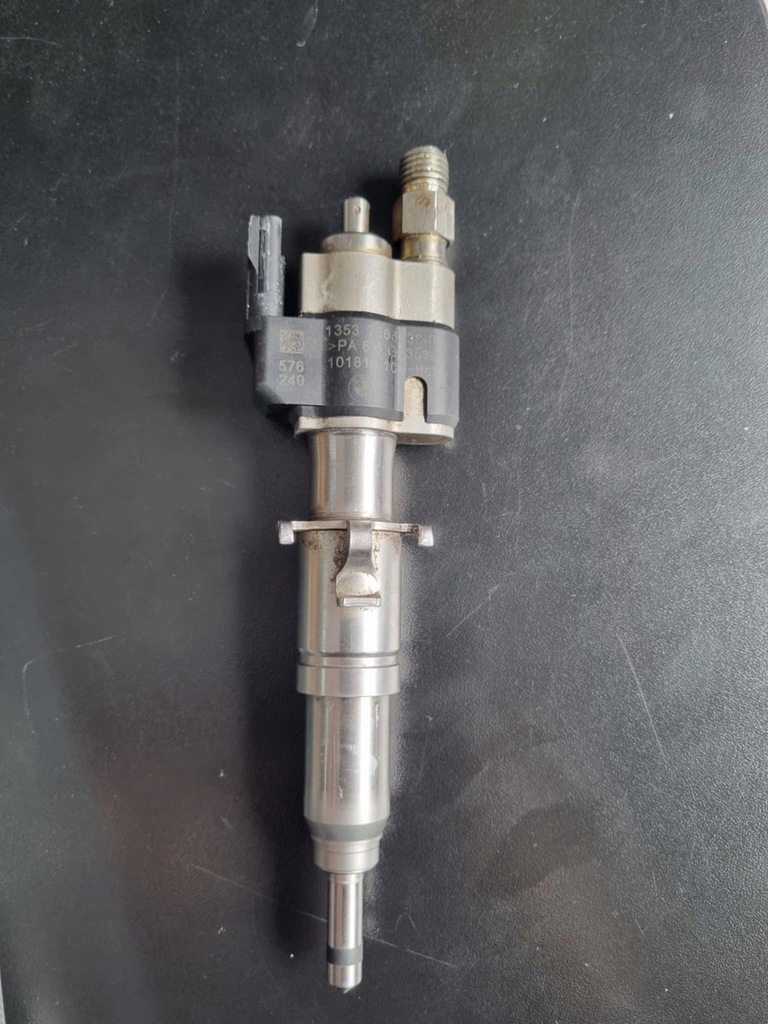 фото №1, Bmw e87 1 інжектор 7565138