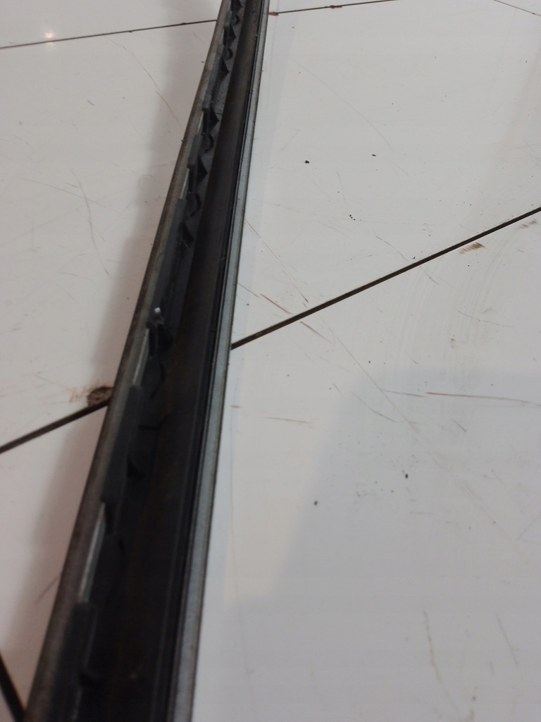 фото №7, Bmw f11 накладки стекло лобовое левая 354 titansilber