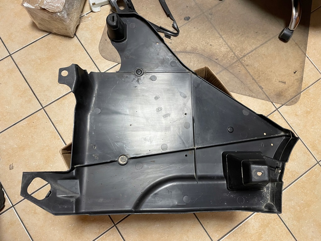 фото №5, Citroen оригинальный номер 9682871702 защита подвеска c5 iii x7