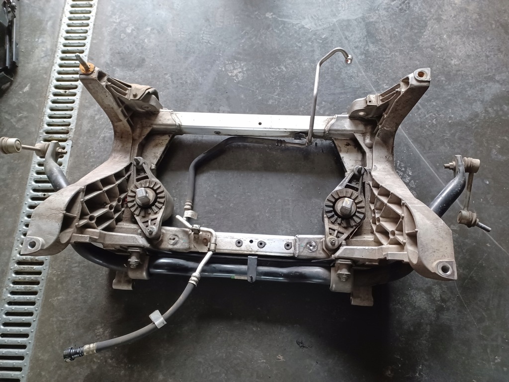 фото №1, Maserati levante підрамник підрамник 670034761