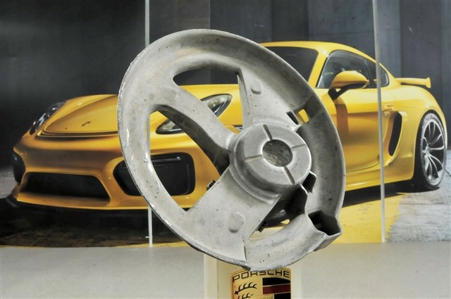 фото №1, Porsche 911 996 c4/c4s/turbo тарілка амортизатора r