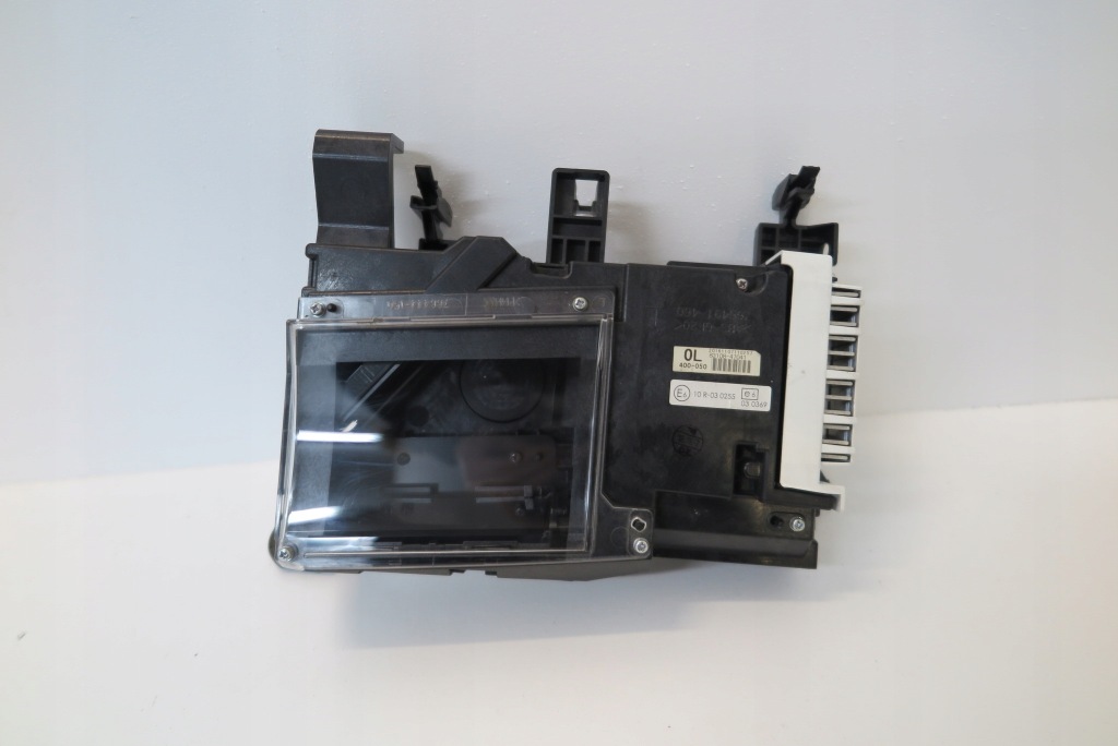 фото №1, Дисплей head up toyota prius plus 83108-47041