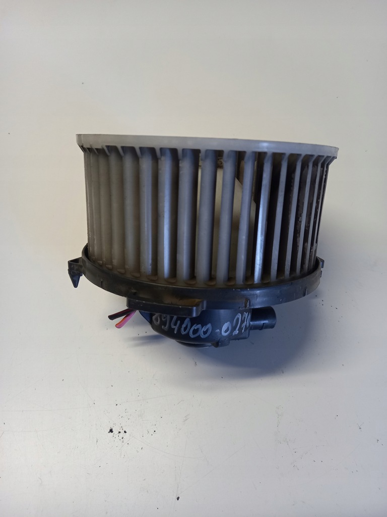 фото №1, Вентилятор воздуходувка mazda 3 894000-0270