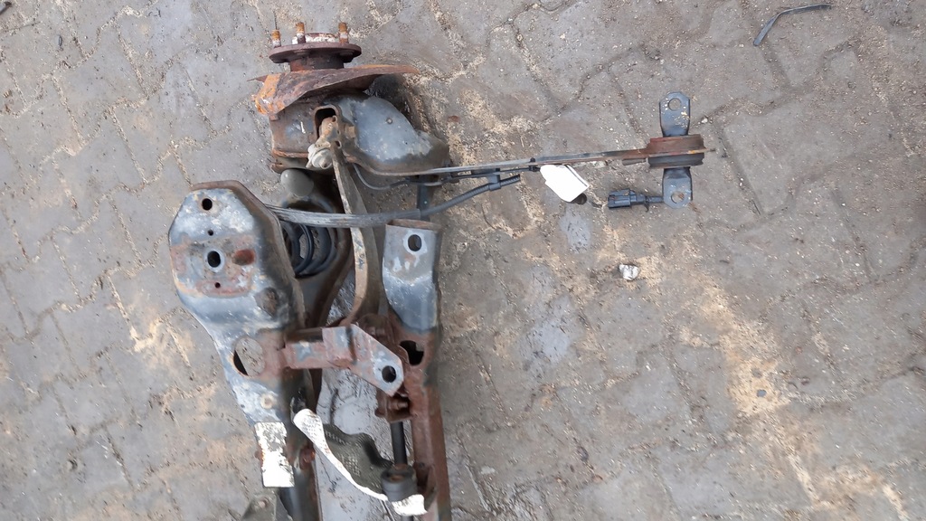 фото №2, Балка подвеска задняя volov s40 05r