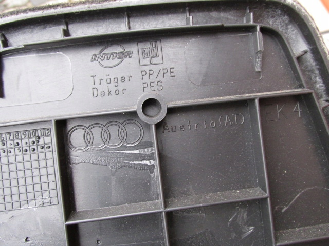 фото №5, Audi q7 4l 2007r заглушка права обшивка / багажника + прикурювач