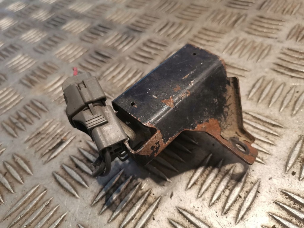 фото №3, Lexus sc 300 - 400 реле насоса пального