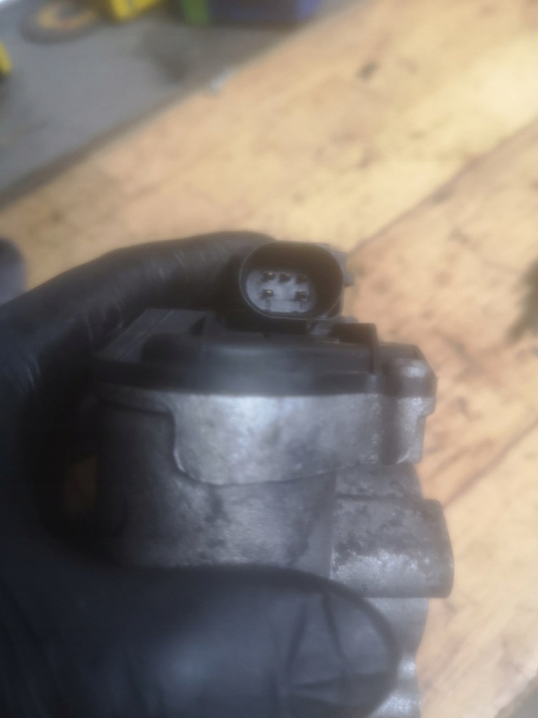 фото №5, Клапан egr opel vivaro renault trafic 2.0 dci 8200797706 h8200327011