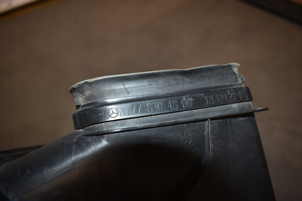 Идеальный впуск воздуха + крышка mercedes w177 1 Недорого