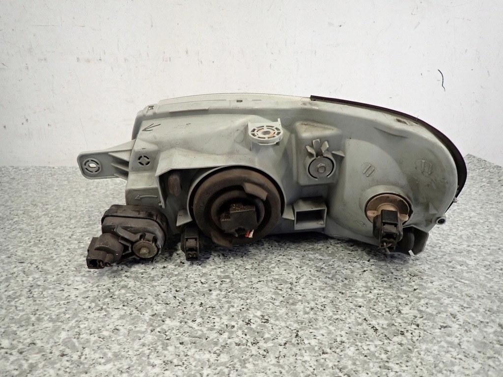 фото №8, Hyundai accent 00-03 лампа передня фара права europa