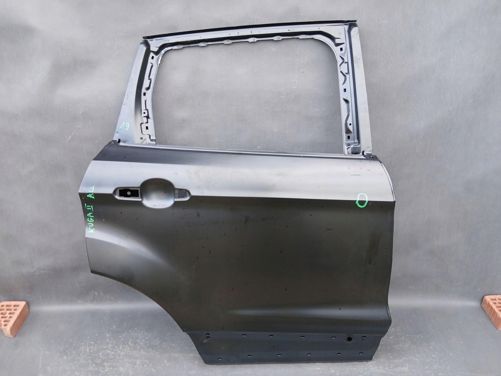 фото №1, Ford оригинальный номер kuga 2 16r- дверь правое правый задняя gv41-s24630-ah чёрные po сервис