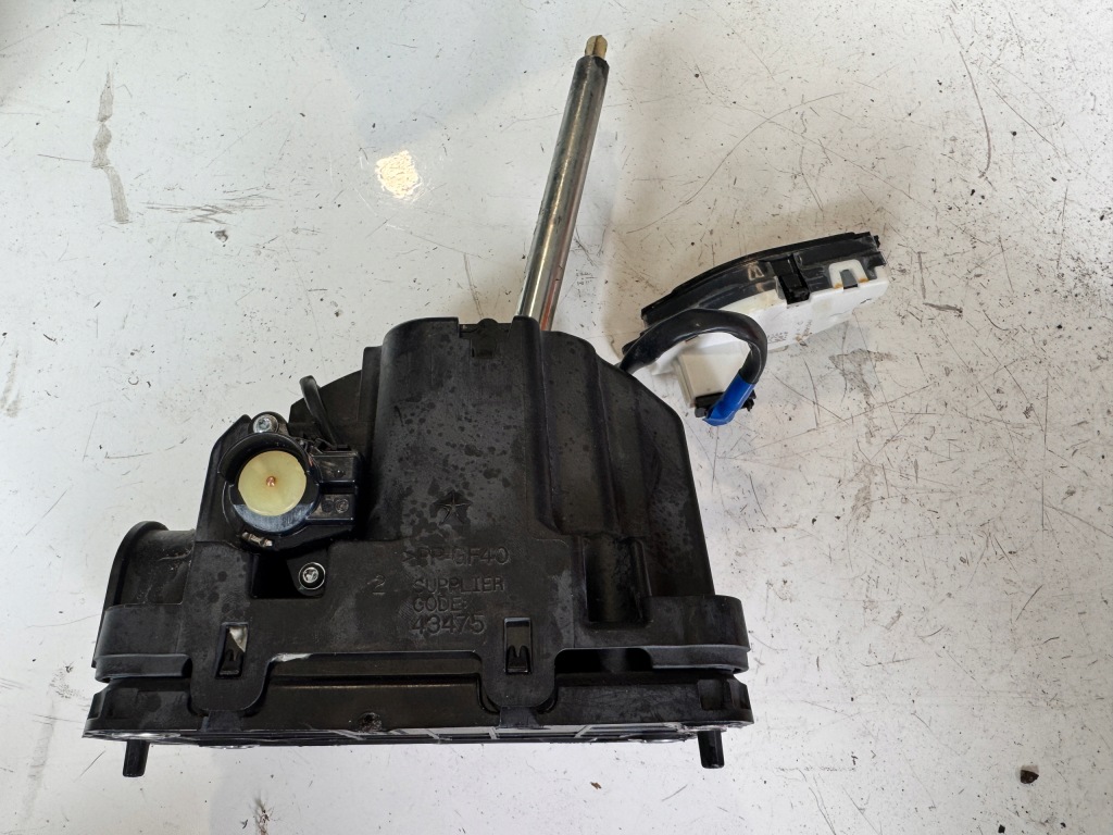 фото №1, Jeep grand cherokee wk 2 ii 3,6 домкрат перемикання передач lift 16-