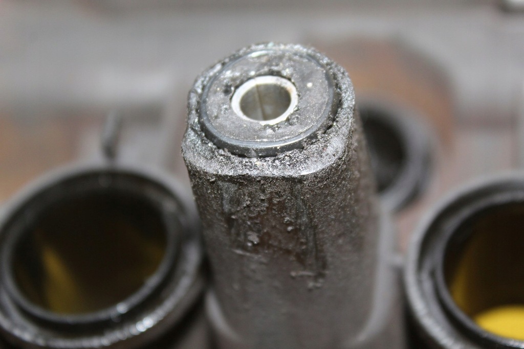 фото №7, Крышка клапанов v757272480 mini r56 1.6vti