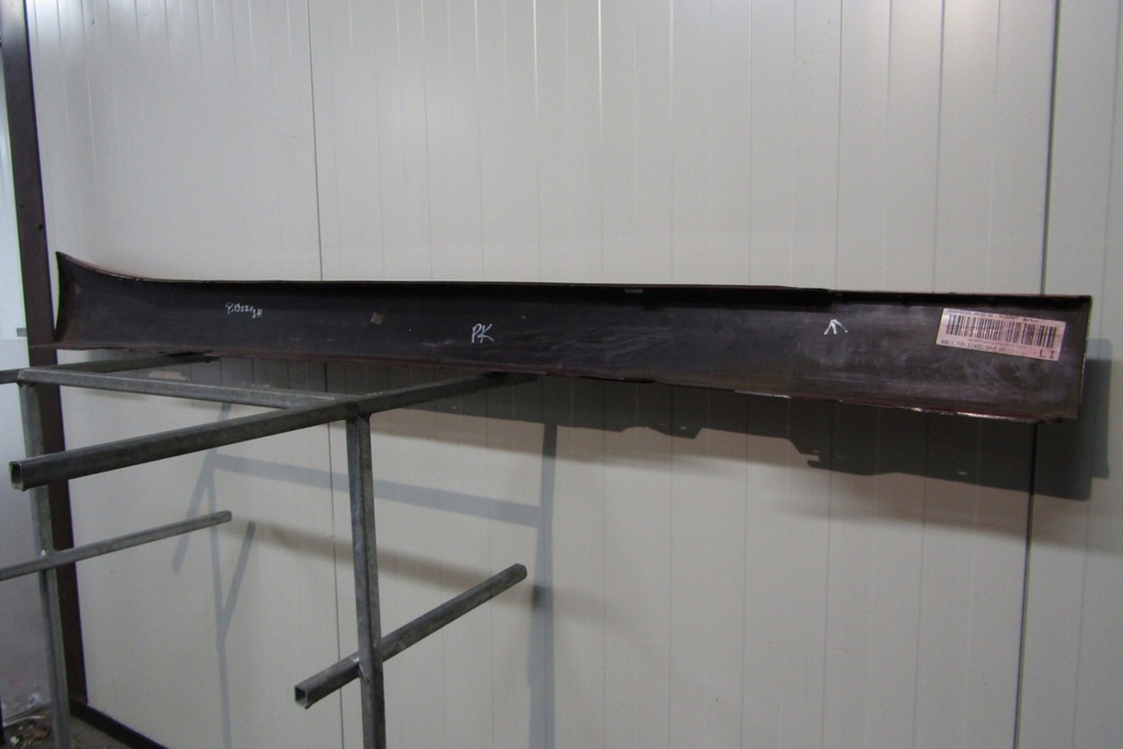 фото №13, Молдинг поріг ліва bmw 1 f20 поріг 5d 11-19